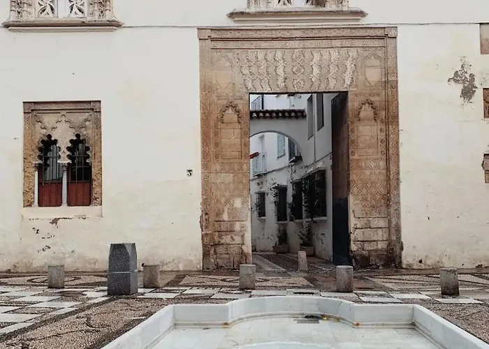 מלון דירות Nueva Juderia 4*